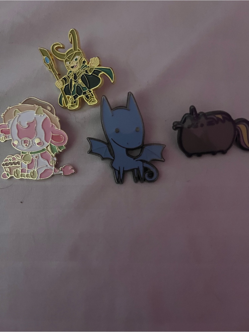 Pin collection - Picture 4 of 7